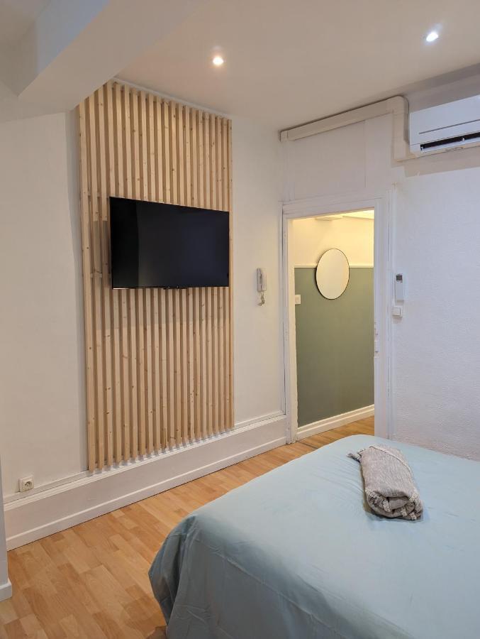 Appartamento 1Er Grand Studio Hyper Centre Agen Calme Clim Esterno foto